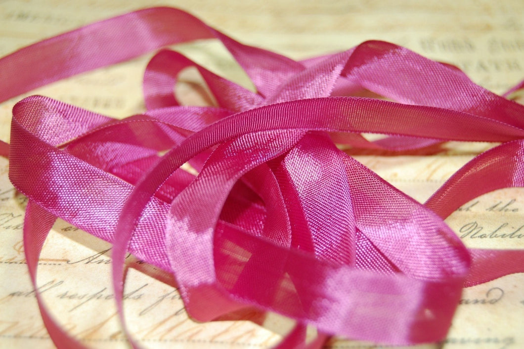 Raspberry Pink Vintage Seam Binding Ribbon