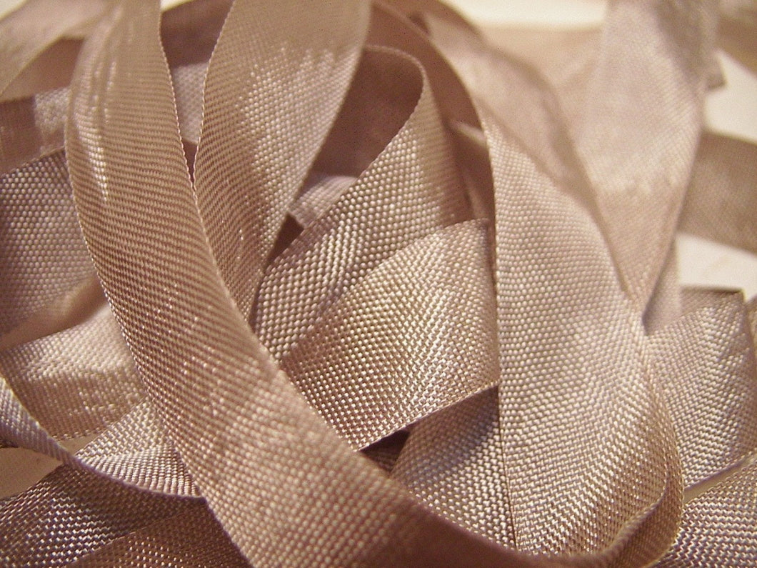 Champagne Vintage seam binding ribbon 1/2 inch