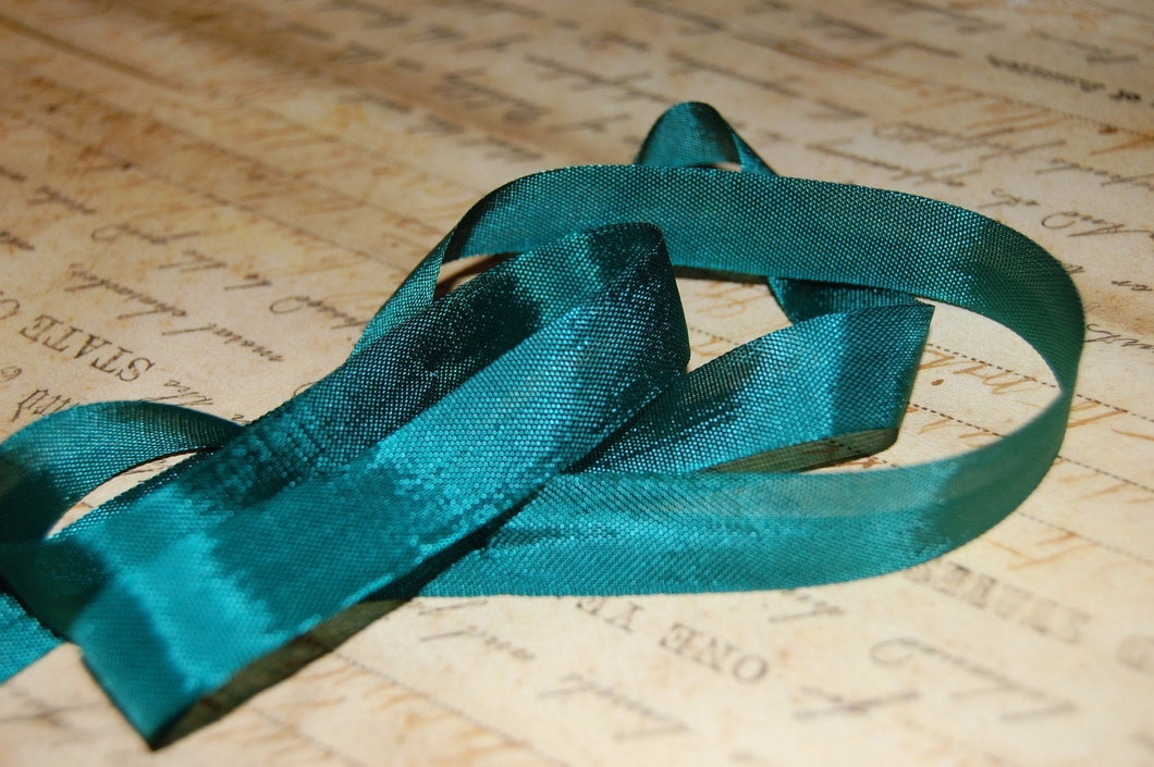 Emerald Green Vintage Seam Binding Ribbon