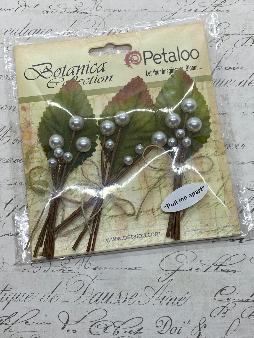 Petaloo Botanica Vintage Style White Pearl Mini Bud Bouquets