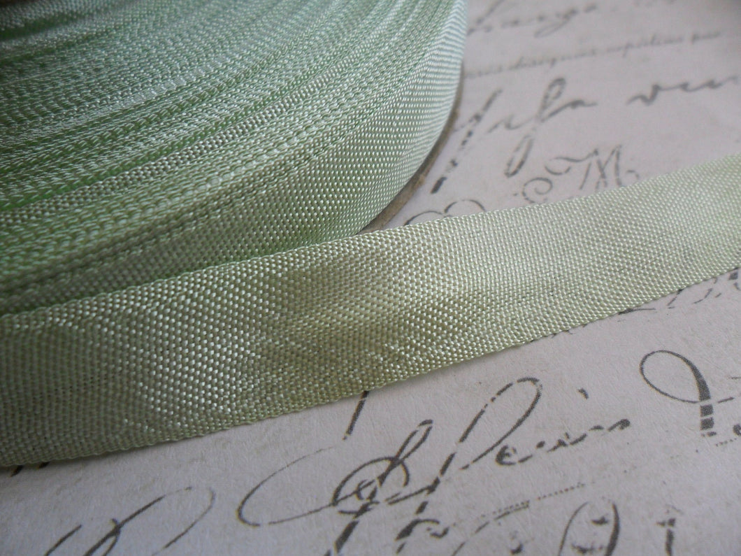 Key Lime Vintage Seam Binding Ribbon