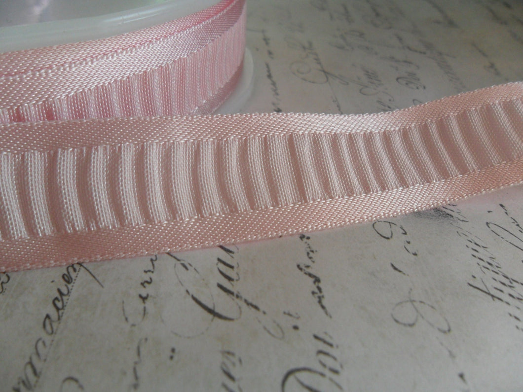 7/8 Sweet Baby Pink Shirred Ribbon
