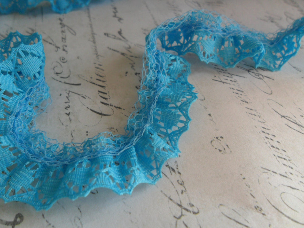 1/2 Petite Turquoise Blue Lace Trim
