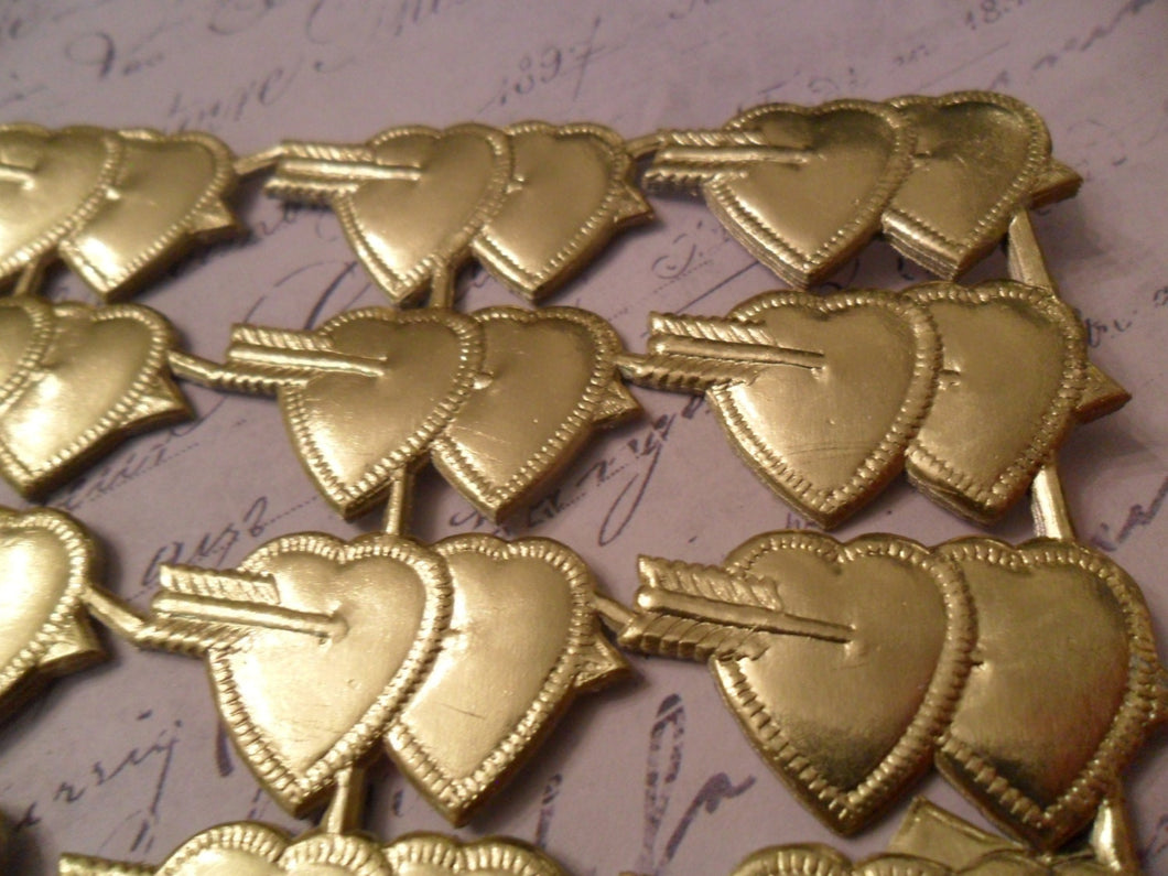 8 Gold Embossed Foil German Dresden Scrap Double Hearts with Arrows approx 1.5 across