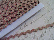 Load image into Gallery viewer, Natural Linen Ric Rac with Red Feather Stitching, 3/8 inch wide
