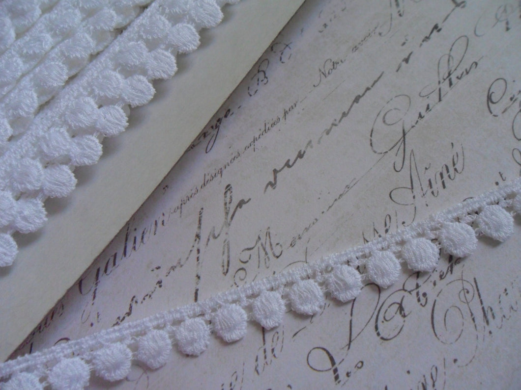 Classic White Ball Venise Lace Trim, approx 3/8 inch wide