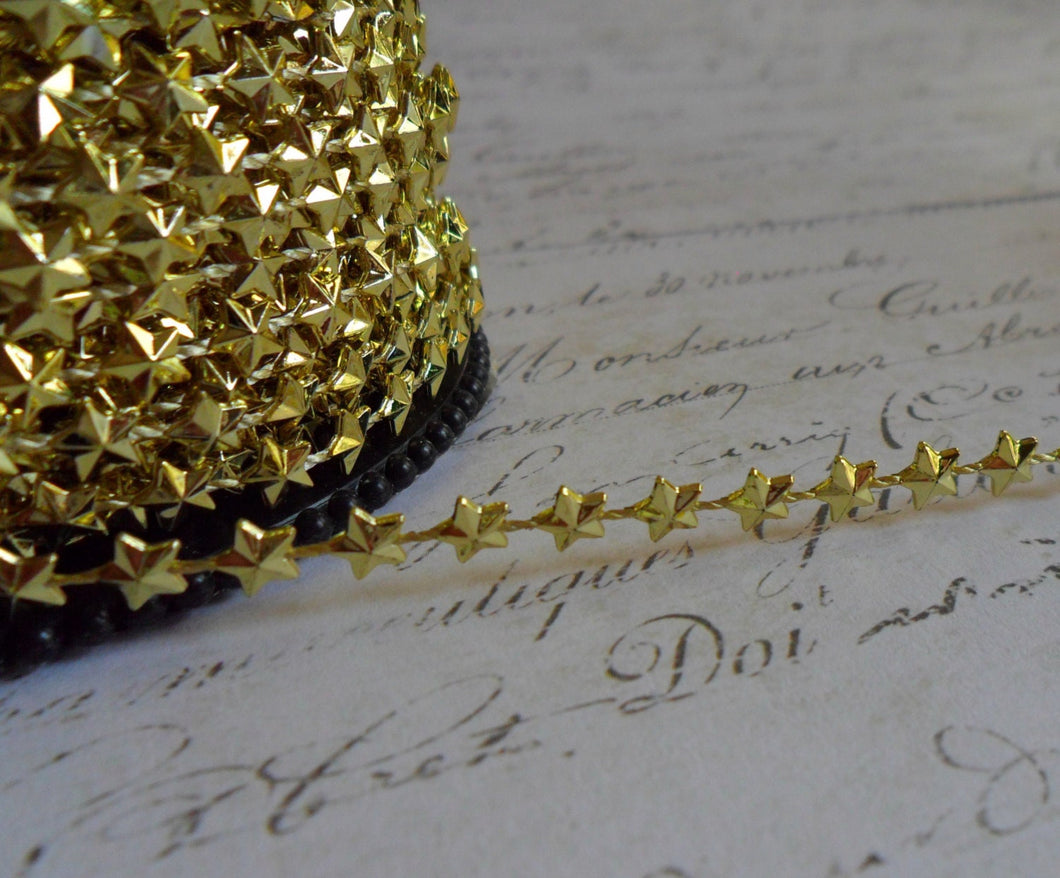 Petite Bright Gold Star Garland, approx 1/4 inch wide